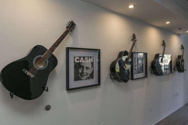 Luxe + Modern Johnny Cash Inspired Executive Condo Nashville Exterior photo