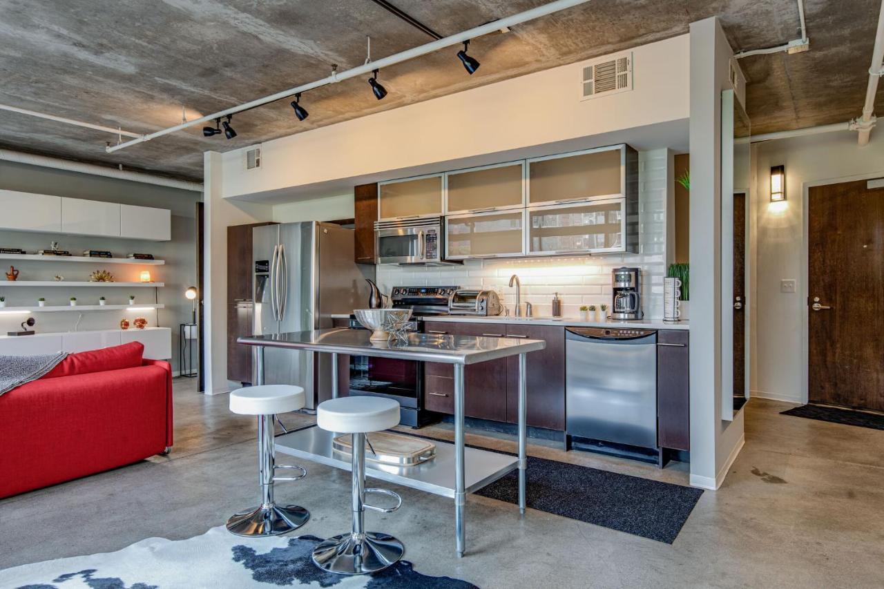 Luxe + Modern Johnny Cash Inspired Executive Condo Nashville Exterior photo