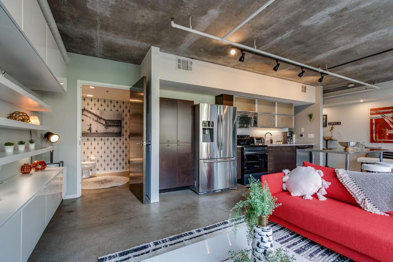 Luxe + Modern Johnny Cash Inspired Executive Condo Nashville Exterior photo